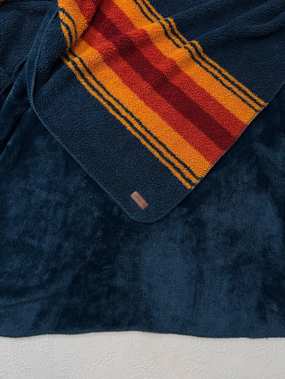 Pendleton Sherpa Fleece Blanket Queen Size